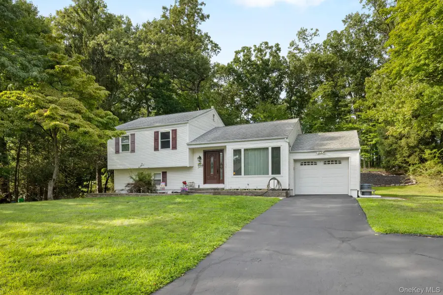 7 Windmill Lane, New City, NY 10956 - #2