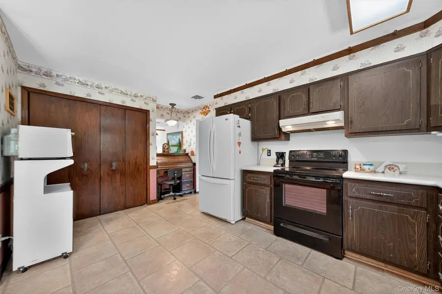 351 Ski Run Road, Bloomingburg, NY 12721 - #2