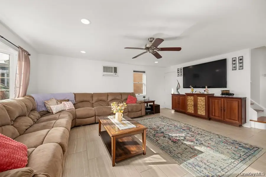 19 W 13th Road, Broad Channel, NY 11693 - #2