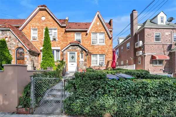 54-55 65th Place, Maspeth, NY 11378