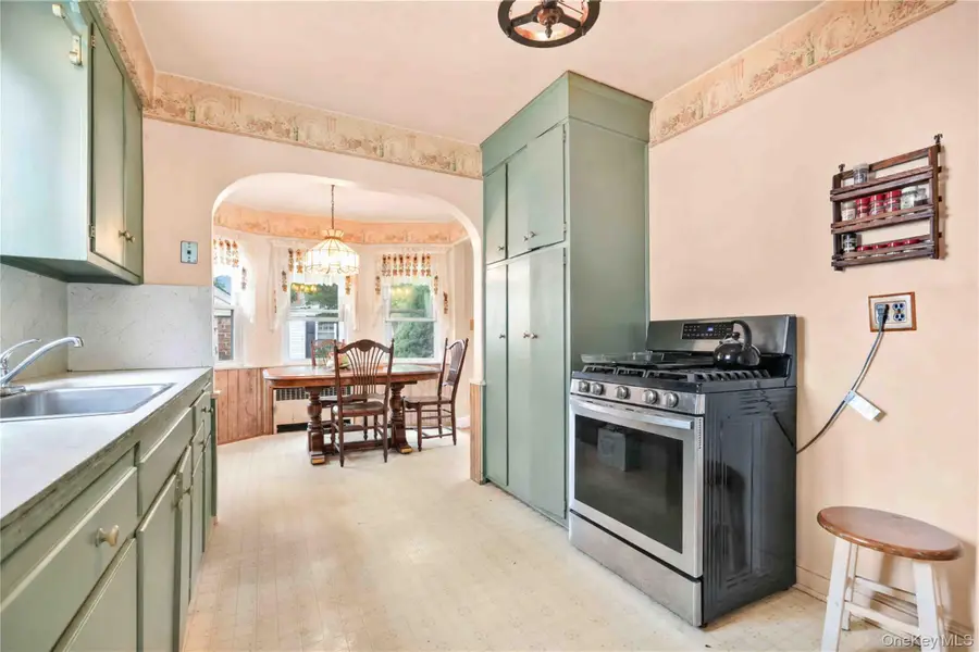 35 Mayfair Avenue, West Hempstead, NY 11552 - #3