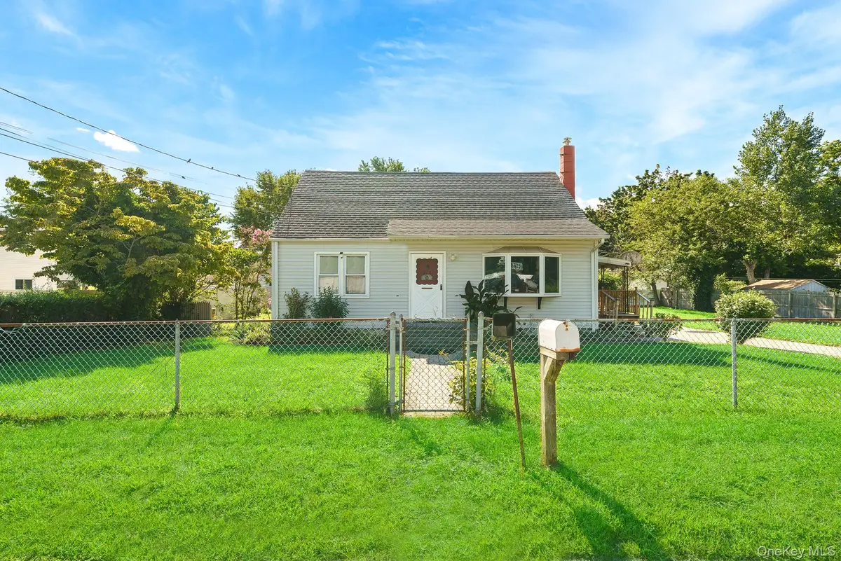 214 Root Avenue, Central Islip, NY 11722 - #1