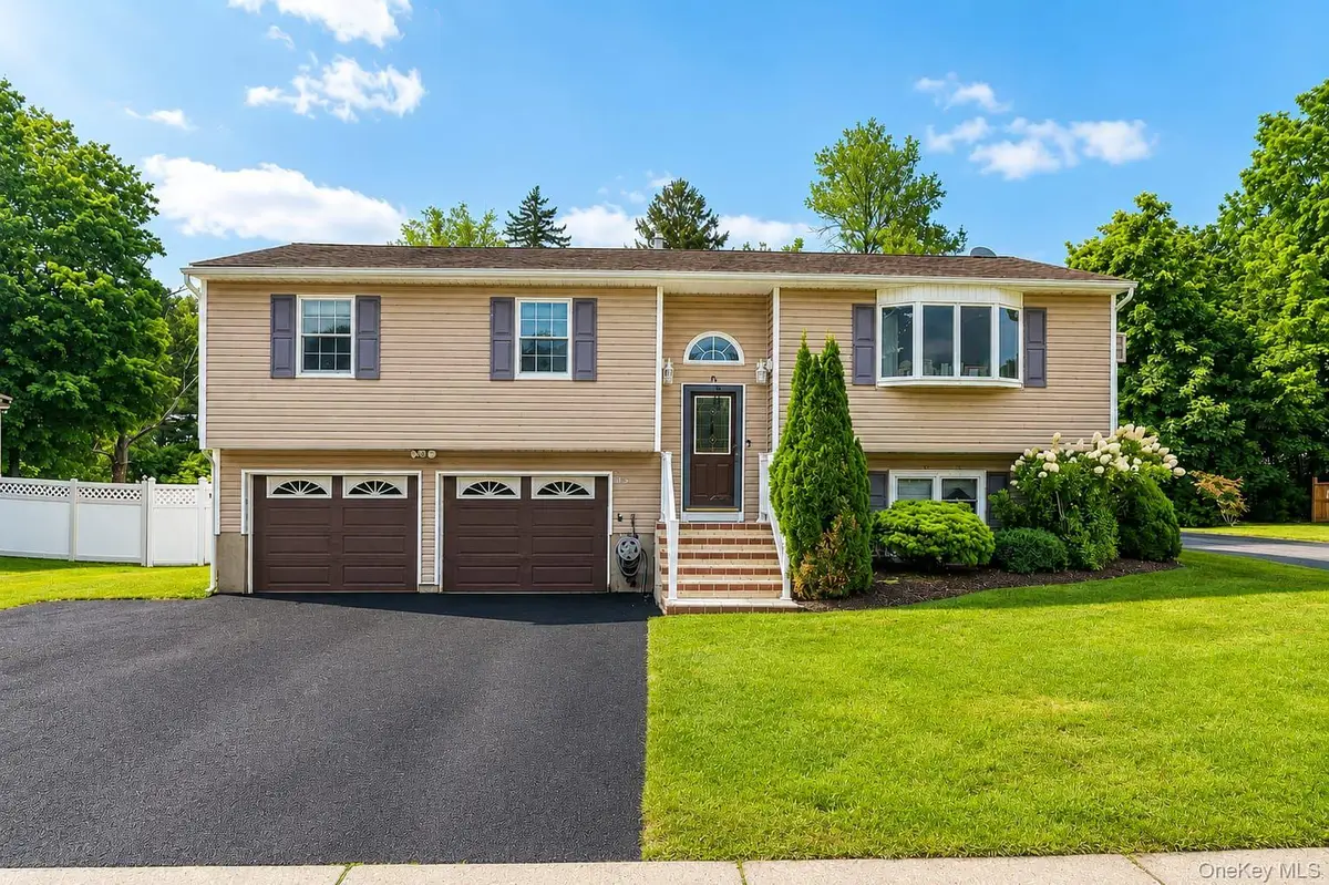 35 Newbury, Monroe, NY 10950 - #1