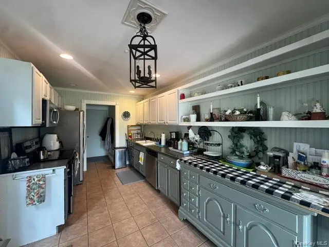 14 Potomac Court #14, Coram, NY 11727 - #3