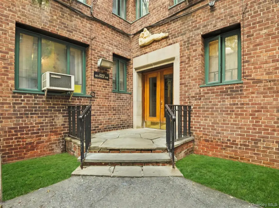 2049 Mcgraw Avenue #4F, Bronx, NY 10462 - #3