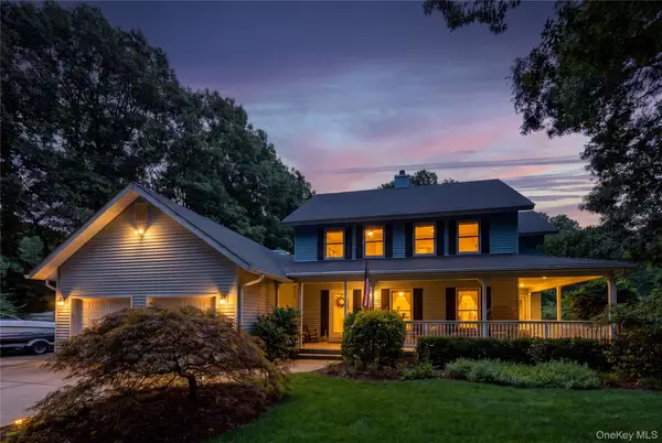 116 Head Of The Neck Road, Manorville, NY 11949