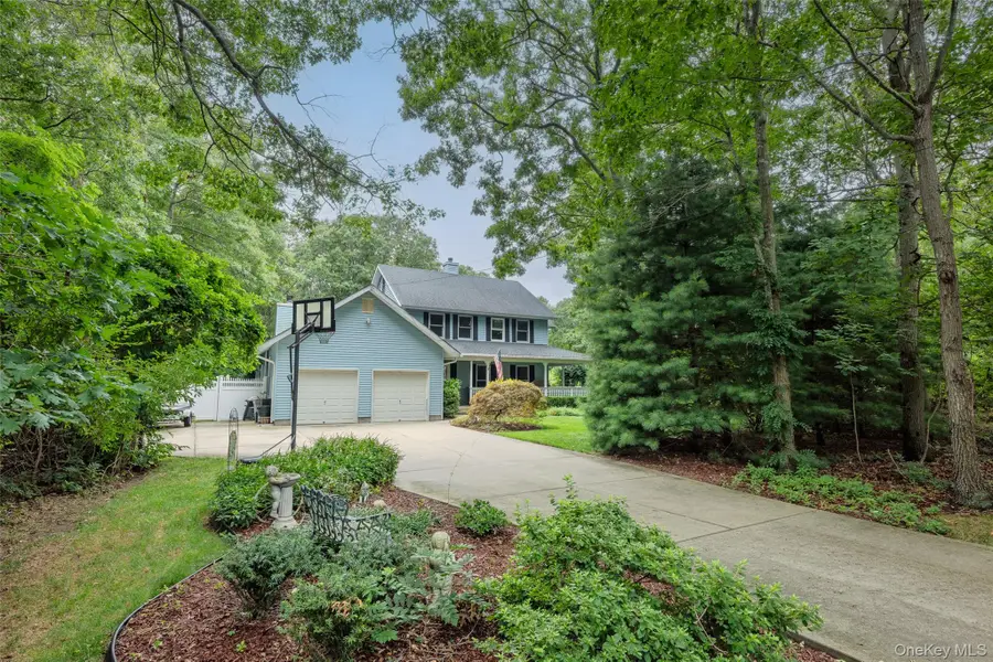 116 Head Of The Neck Road, Manorville, NY 11949 - #2
