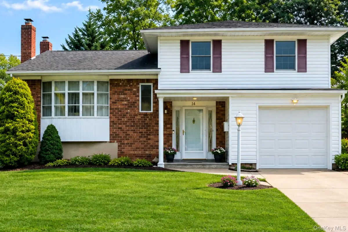 14 Poppy Drive, Massapequa Park, NY 11762 - #1