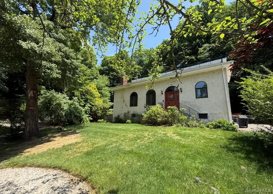 107 Stephenson Terrace, Briarcliff Manor, NY 10510 - #2