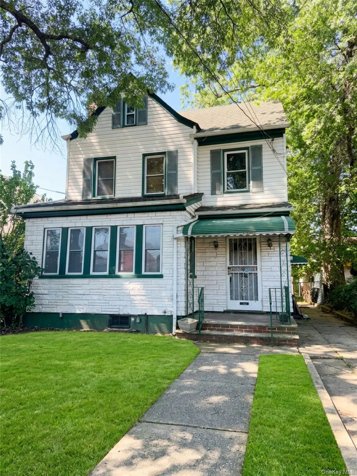 11042 198th Street, Saint Albans, NY 11412 - #1