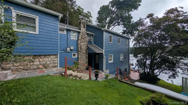 297 Lake Drive, Lake Peekskill, NY 10537