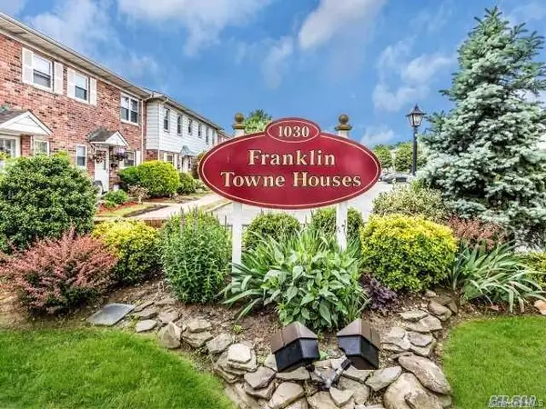 1030 Franklin Avenue #25, Valley Stream, NY 11580