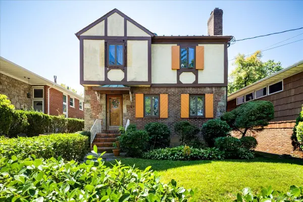 21110 34th Road, Bayside, NY 11361
