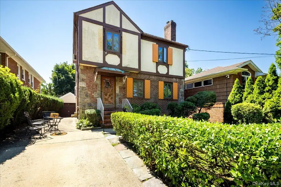 21110 34th Road, Bayside, NY 11361 - #2
