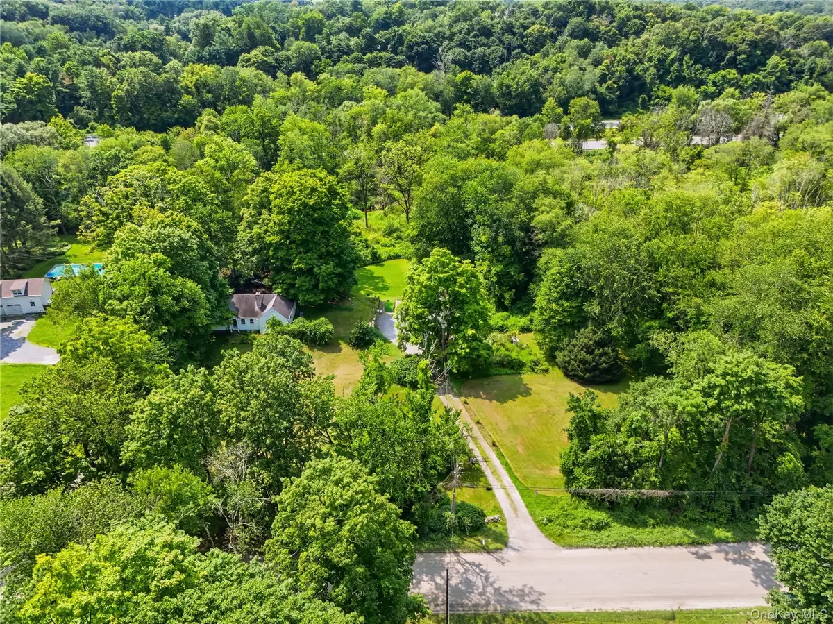 225 Succabone Road, Bedford Corners, NY 10549 - #1
