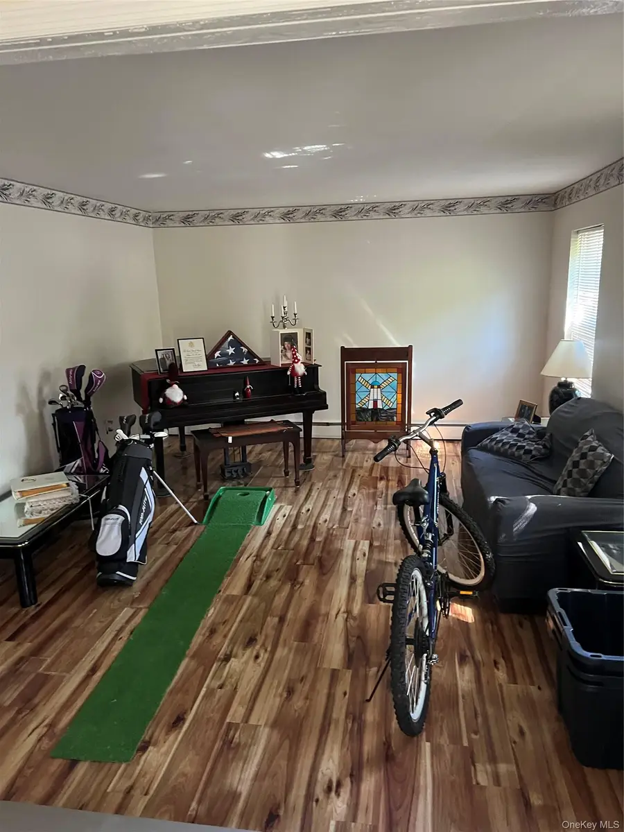 82 Chestnut Street, Mount Sinai, NY 11766 - #2