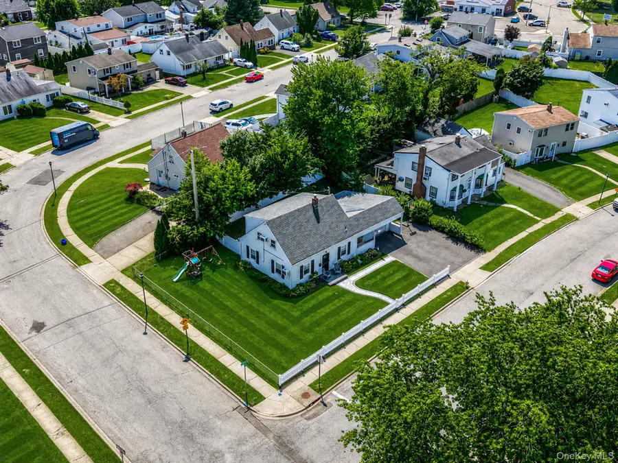 126 Cotton Lane, Levittown, NY 11756 - #2