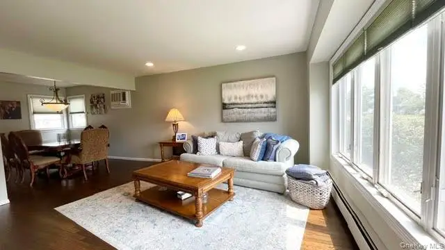 860 Helene Street, Wantagh, NY 11793 - #3