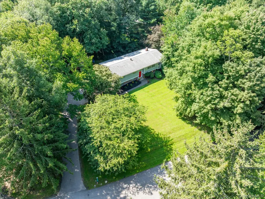 119 Bonnie Brae Court, Granite Springs, NY 10527 - #3