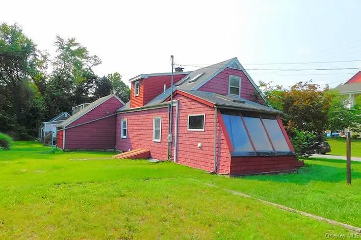 20 Farm Lane, Hyde Park, NY 12538 - #3