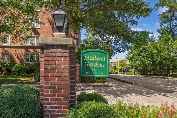 8 Midland Gardens #3i, Bronxville, NY 10708