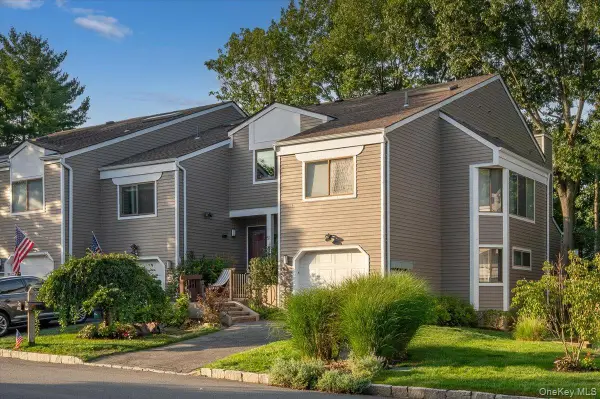 53 Top Of The Ridge #A9, Mamaroneck, NY 10543