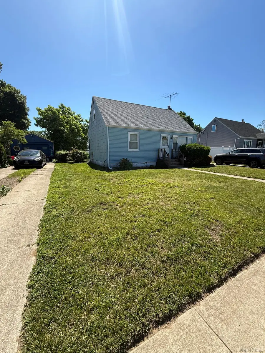 150 Oriole Road, Levittown, NY 11756 - #2