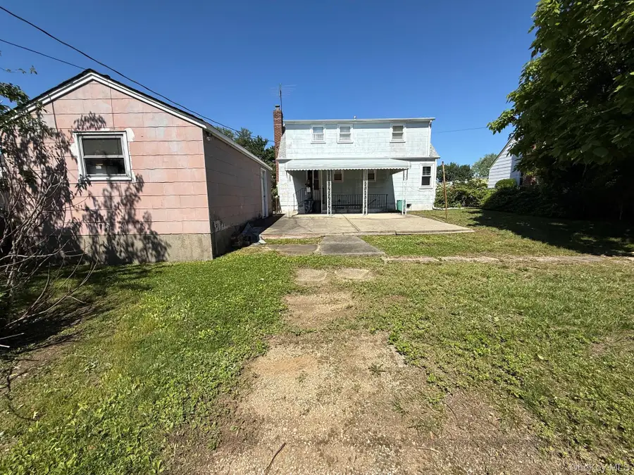 150 Oriole Road, Levittown, NY 11756 - #3