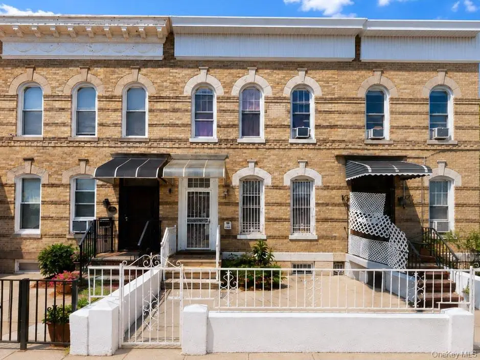 91-14 86th Drive, Woodhaven, NY 11421 - #1