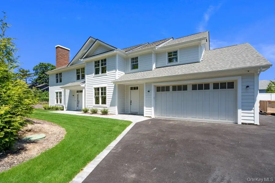 44 Plainview Road, Woodbury, NY 11797 - #2