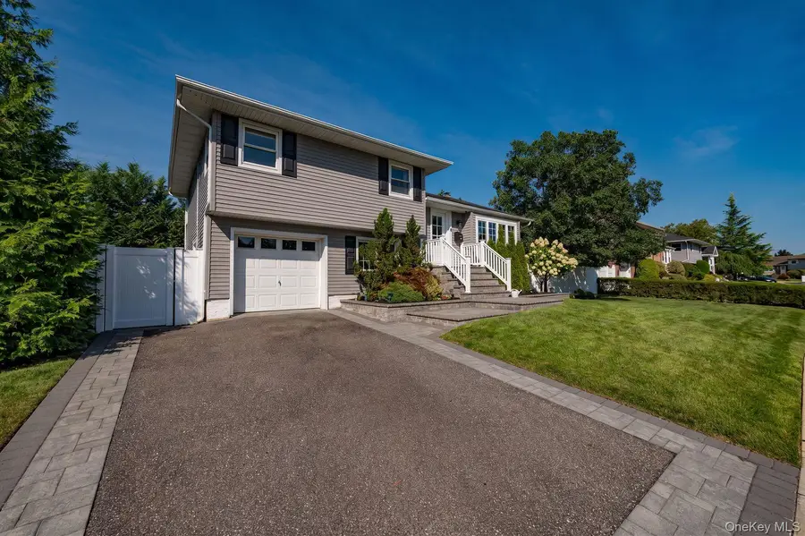 1814 Robin Lane, Bellmore, NY 11710 - #2