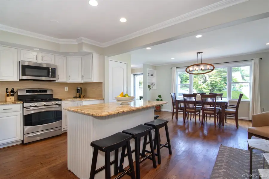 21 Eunice Court, Tarrytown, NY 10591 - #2