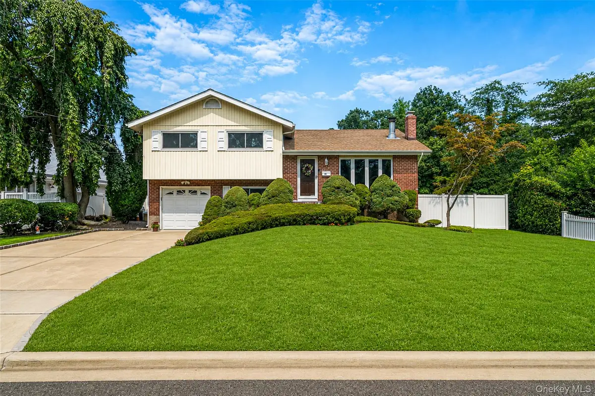 41 Orchard Street, Farmingdale, NY 11735 - #1