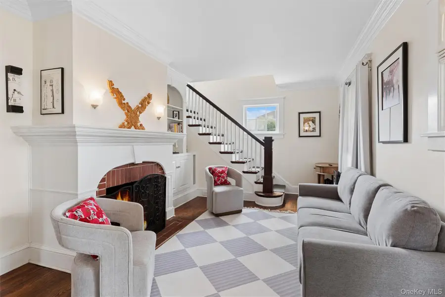 87 Islip Avenue, Islip, NY 11751 - #3