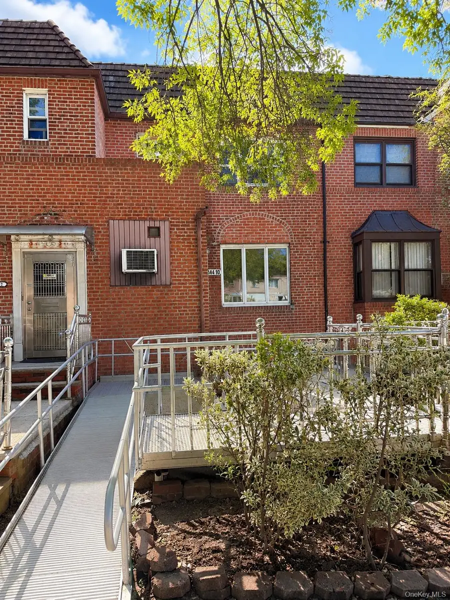144-10 Jewel Avenue, Flushing, NY 11367 - #2