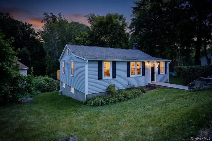28 Brewster Drive, Carmel, NY 10512 - #3