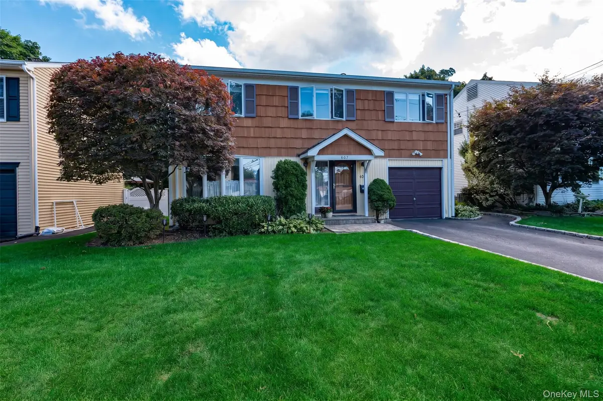 607 7th Avenue, East Northport, NY 11731 - #1
