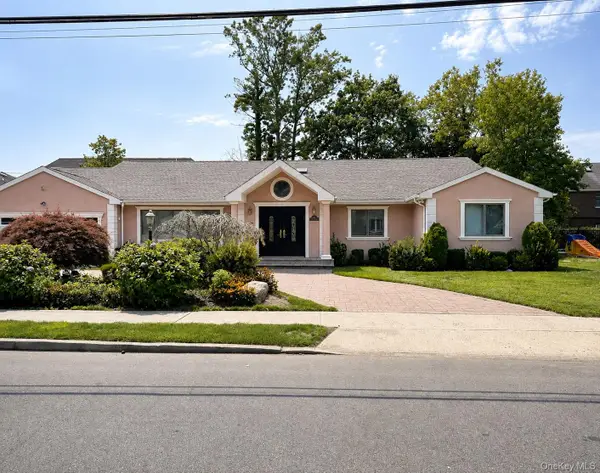 543 Fairway Drive, Woodmere, NY 11598