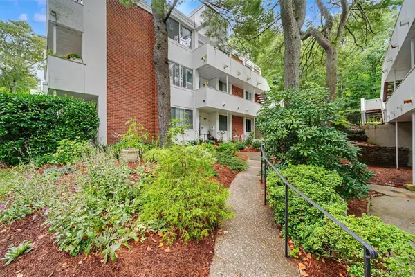 321 Tallwood Drive, Hartsdale, NY 10530