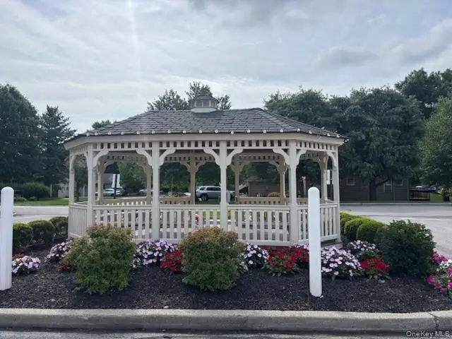 207 Crestwood Court, Fishkill, NY 12524 - #2