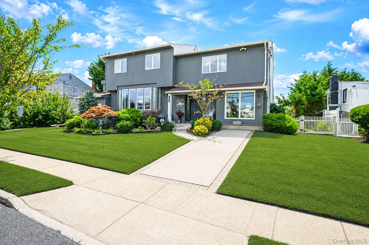 962 Mildred Drive, Baldwin Harbor, NY 11510 - #1