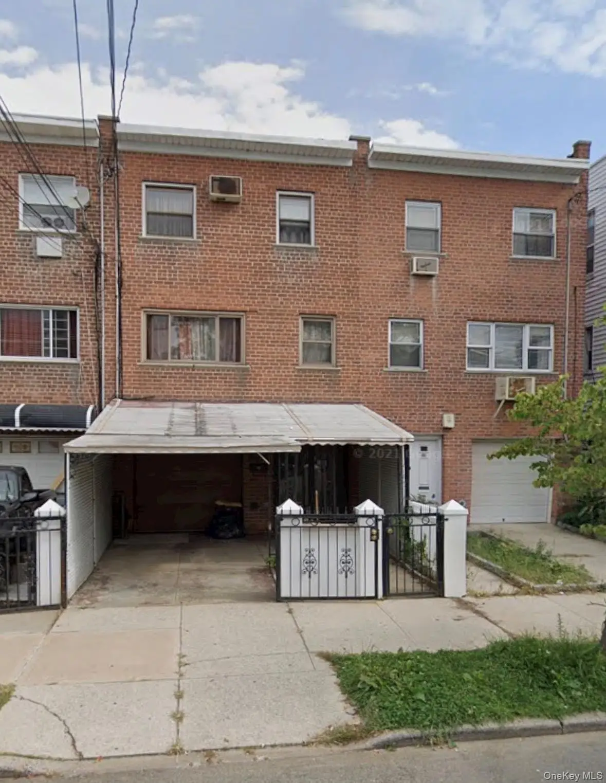 939 E 229th Street, Bronx, NY 10466 - #1