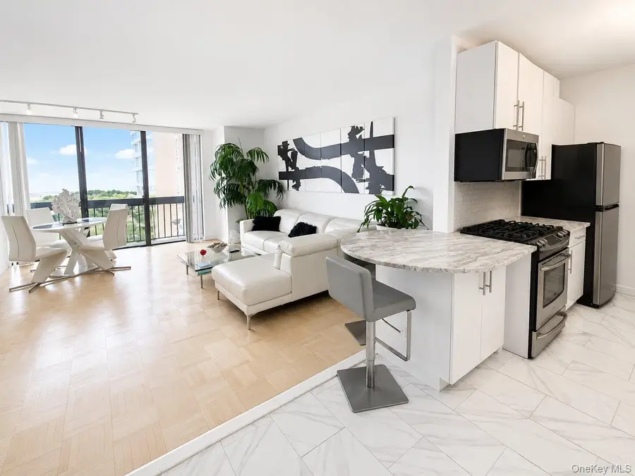 27010 Grand Central Parkway #20T, Queens, NY 11005 - #3