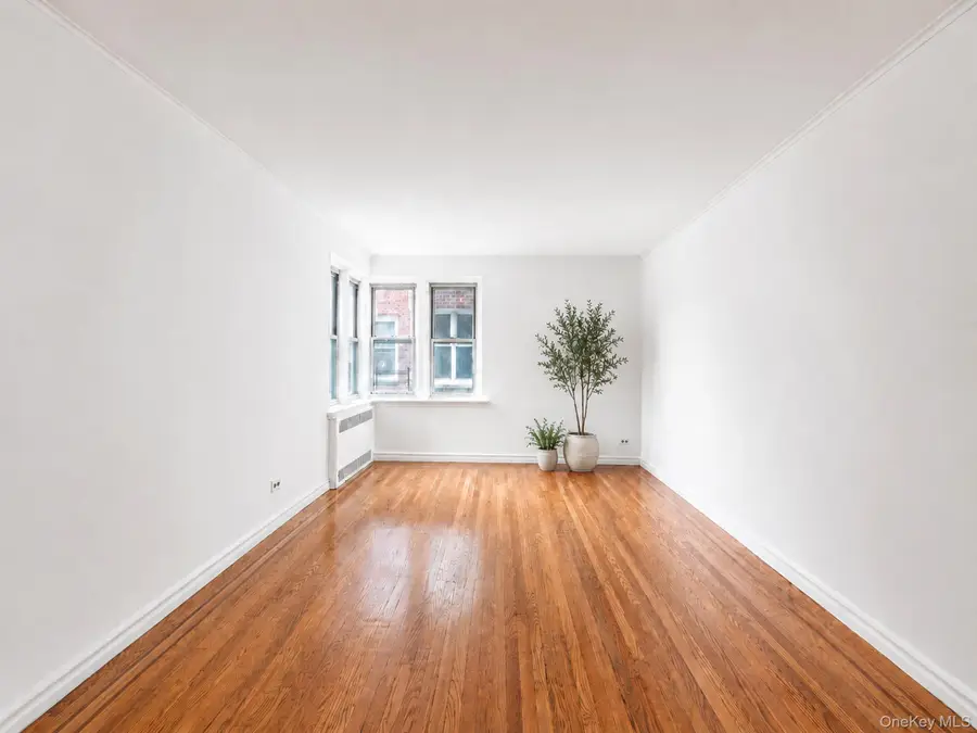 63-109 Saunders Street #A8, Rego Park, NY 11374 - #2