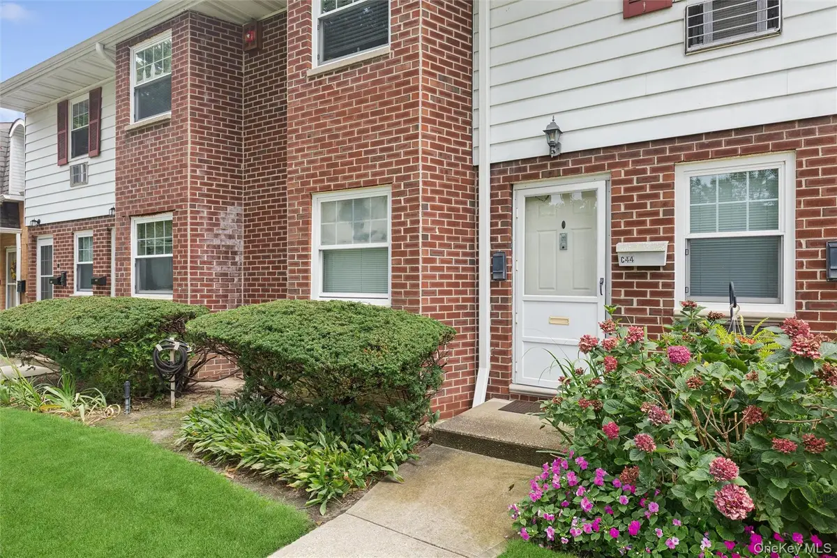 10 Glen Hollow Drive #C44, Holtsville, NY 11742 - #1