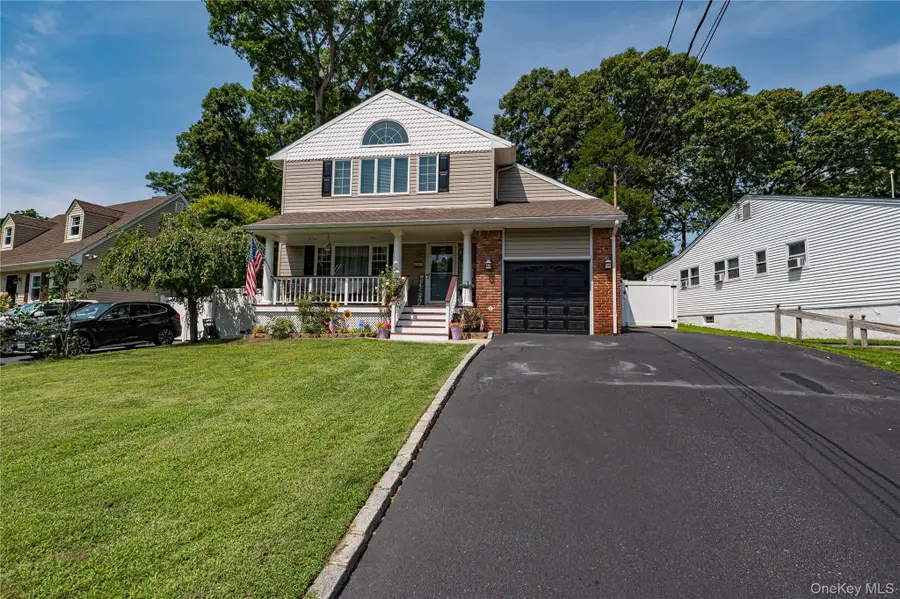 21 Circle Drive, East Northport, NY 11731 - #2
