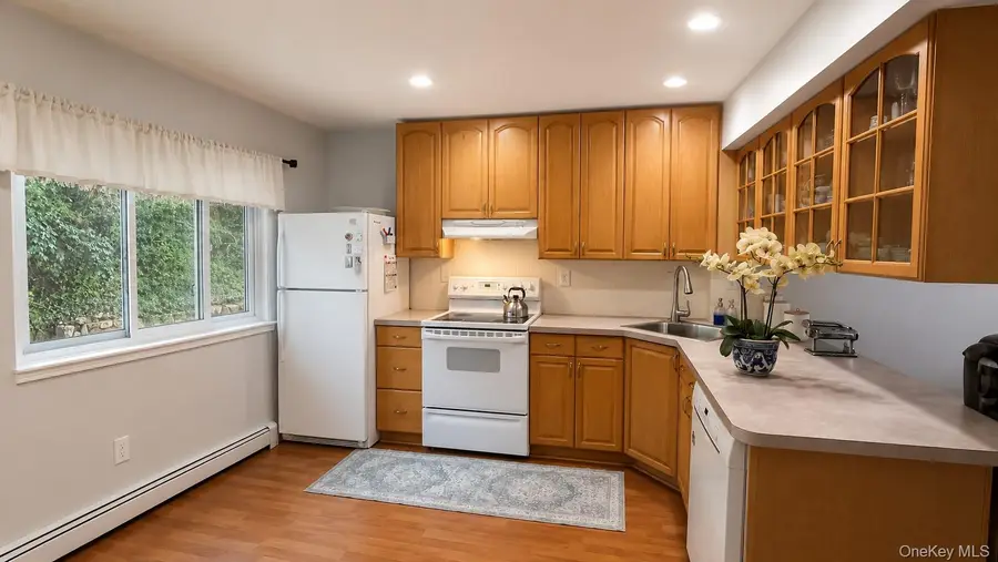 48 Scenic Circle #48, Cortlandt, NY 10520 - #2