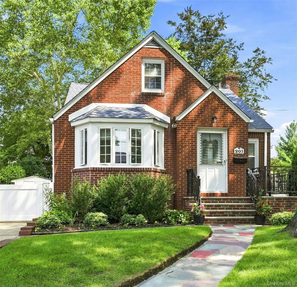 201 E Chester Street, Valley Stream, NY 11580 - #1