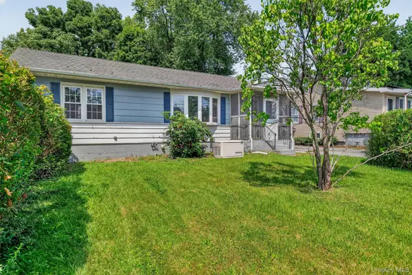 293 Highland Ave Extension, Middletown, NY 10940