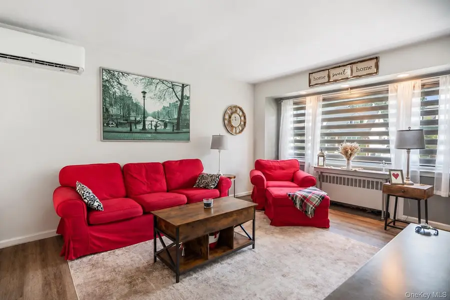 10 Alliance Street, Valley Stream, NY 11580 - #3